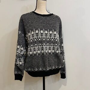 Vintage 80s Gray Black White Geo Patterned Pullover Sweater